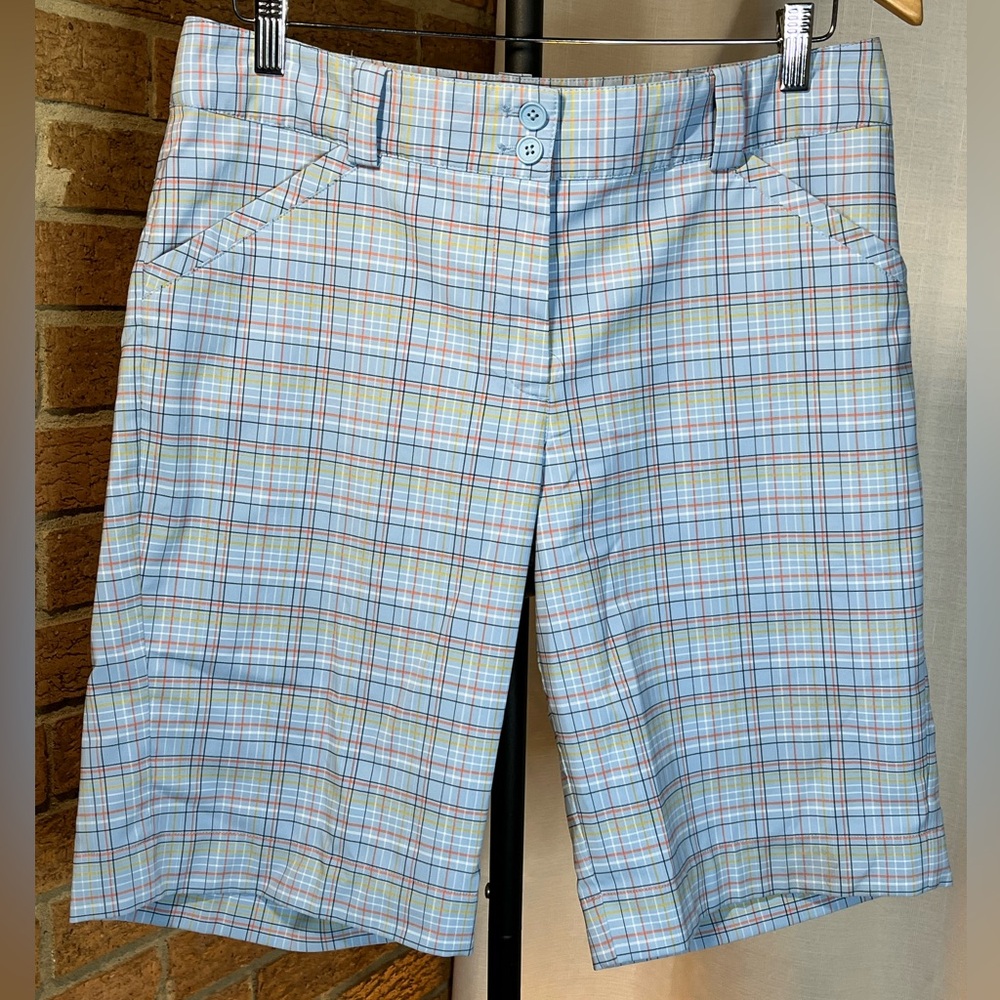 Nike Golf Dri-Fit blue plaid Bermuda shorts - ladies 10 / medium